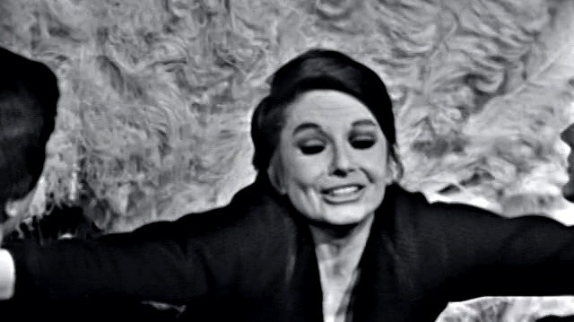 Zizi Jeanmaire - Mon Truc En Plumes (Live On The Ed Sullivan Show, January 10, 1965)