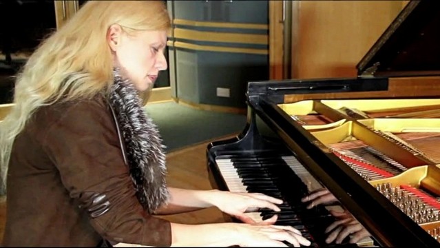 Valentina Lisitsa - Glass: The Hours - Dead Things
