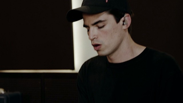 Soge Culebra - Suena (Sesiones en vivo) (En Vivo, Cool Mood Studios, Madrid en 2018.)