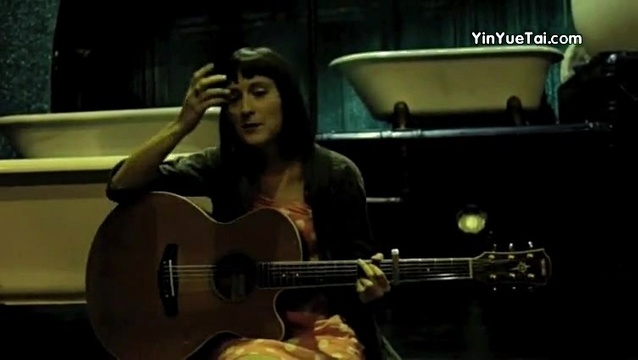 Sarah Howells - Green Green Grass 不插电版 (Acoustic)