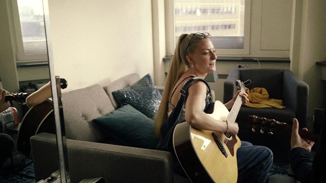 Mark Forster - Einmal (Backstage-Akustik-Session)