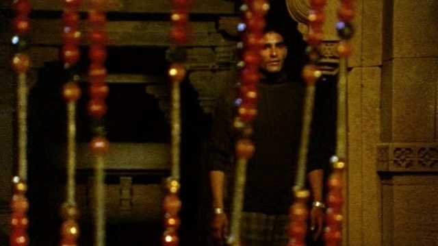 Instant Karma - Bahon Mein Chali Aao