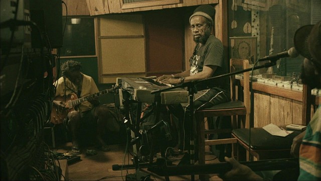 Pablo Moses - Gwan Run Up(feat. Pablo Moses)