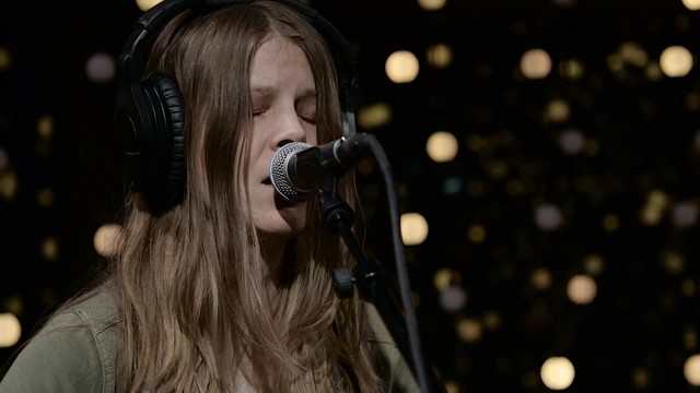 Sarah Shook & the Disarmers - Heal Me (Live on KEXP)