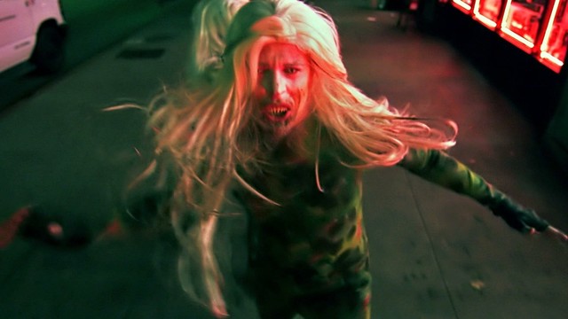 Skrillex - Breakn' a Sweat