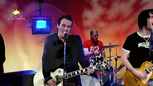 Patrik Isaksson - Innan dagen gryr