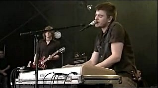 Thirteen Senses - Into The Fire (Live)