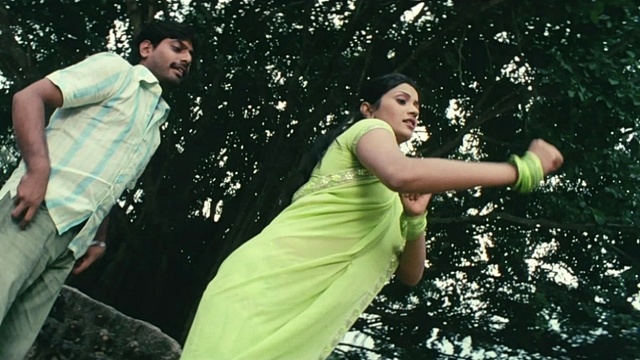 Vijay Yesudas - Annakkili (From