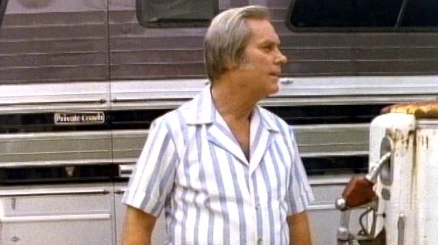 George Jones - Who's Gonna Fill Their Shoes