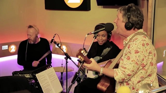 Squeeze - Havana (Live At BBC Radio 2)