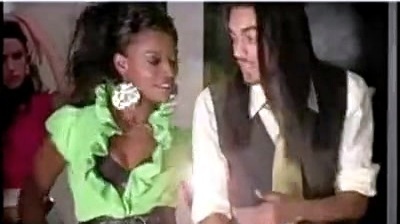 Yung Ro - Runway Chick (Starring Caviar From For The Love Of Ray J)