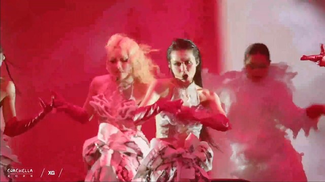 XG - XG 科切拉音乐节表演全场 (2025 科切拉音乐节现场)