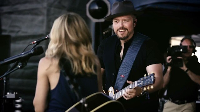 Sheryl Crow - Everything Is Broken