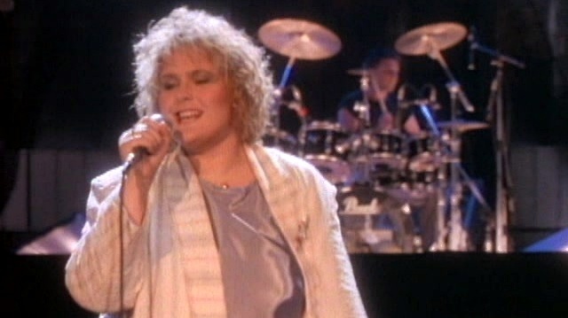 Alison Moyet - Love Resurrection