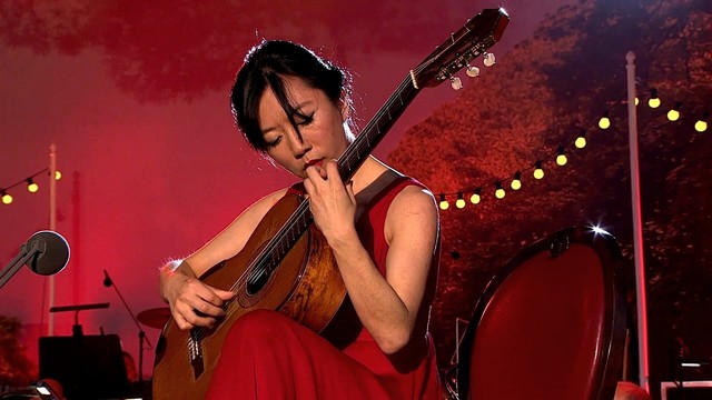 杨雪霏 - PERFORMS ASTURIUS (Acoustic)