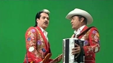 Los Tigres Del Norte - La Granja - Detrás de Cámaras: Video Musical
