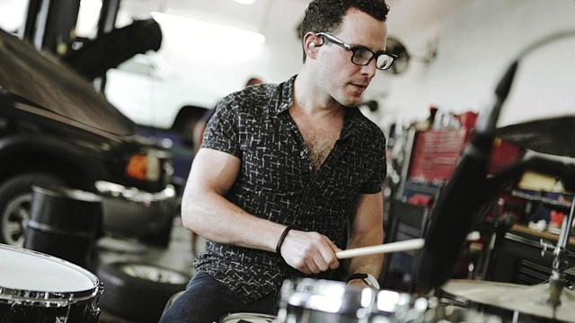 Muscadine Bloodline - Dyin' For a Livin'(Live From Hermitage Tire Center)