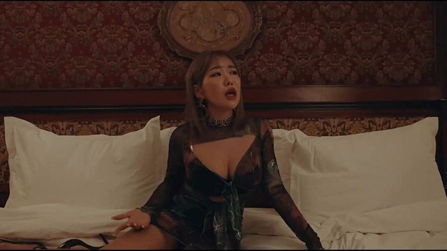 Queen WA$ABII - PLUG BOY