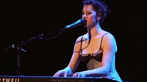 Amanda Palmer - Have To Drive