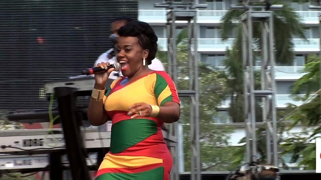 Etana - Best Of The Best Live Performance 2014 (Live)