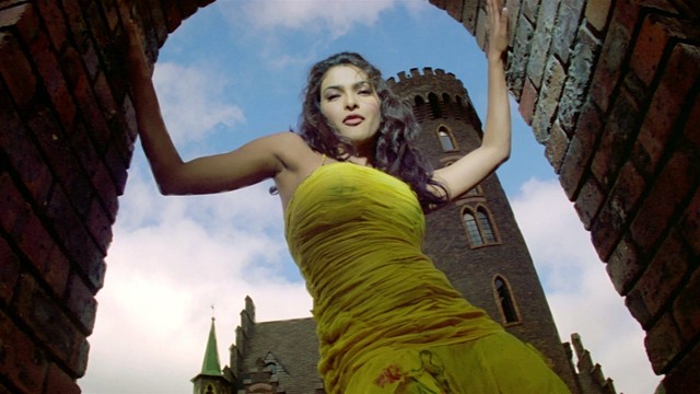 Alisha Chinoy - Yeh Dil Tumpe Aa Gaya Re Baby