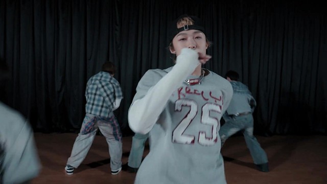 ZPOT - ZPOTLIGHT! (Studio Dance Version)