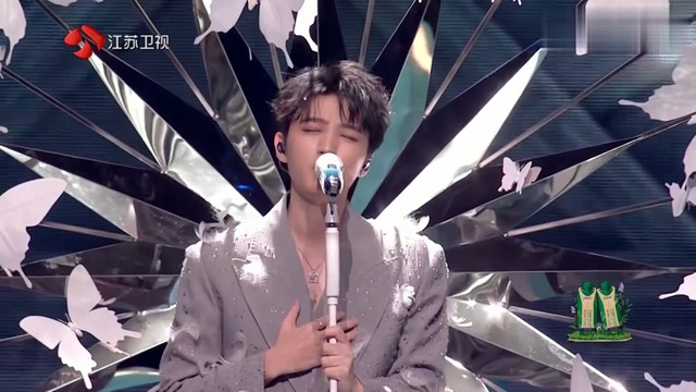 王俊凯 - 大概 (更好2025江苏卫视跨年演唱会)