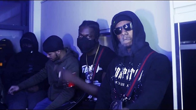 AM - No Favours
