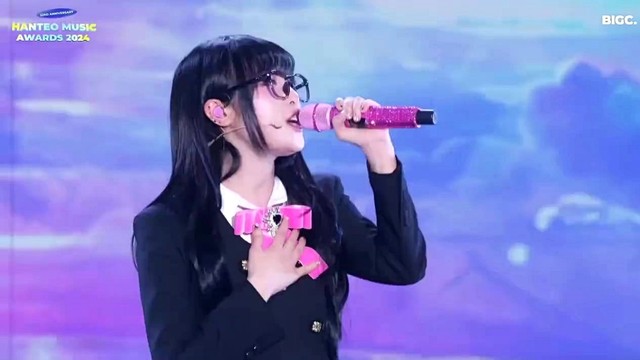 YENA - It Was Love + NEMONEMO (2024 HMA)