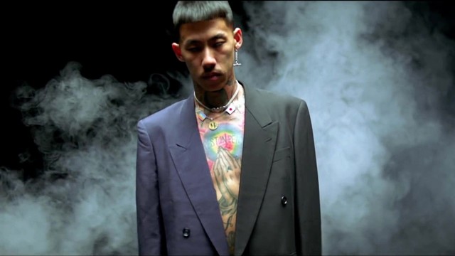 PlayStation®4 - Living Legend