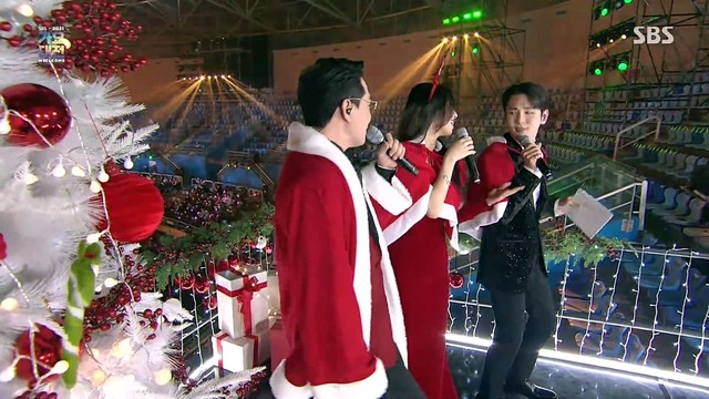 붐 - Happy Christmas (Live At 2021 SBS歌谣大战)