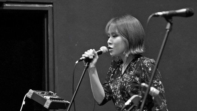 봄여름가을겨울 - Intro: 항상 기뻐하는 사람들 (Concert for The One) (Live)