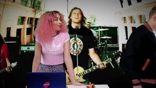Puddle Of Mudd - VVVintage - Top 5 Anti-Valentine's Vids! (ft. The Pussycat Dolls, Kelis, Puddle Of Mudd, Ugly Kid Joe) (Live)