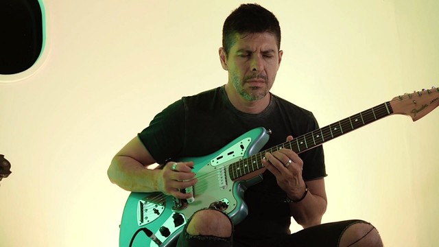 Rodrigo Y Gabriela - Street Fighter Mas