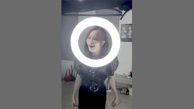 루나솔라 - Do you wanna get down