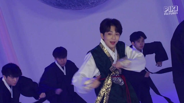 BDC - SHOOT THE MOON (K-Culture 한복 안무)