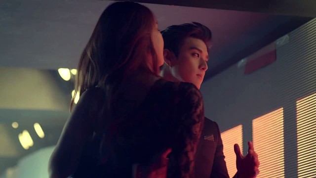 UKISS - 끼부리지마 (别卖弄风骚)