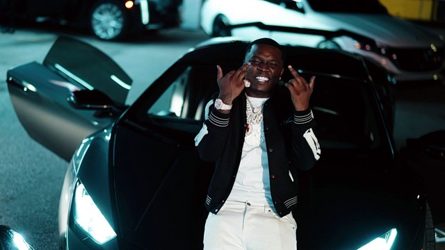 Montana 700 - Million Dollar Run(feat. Peezy)