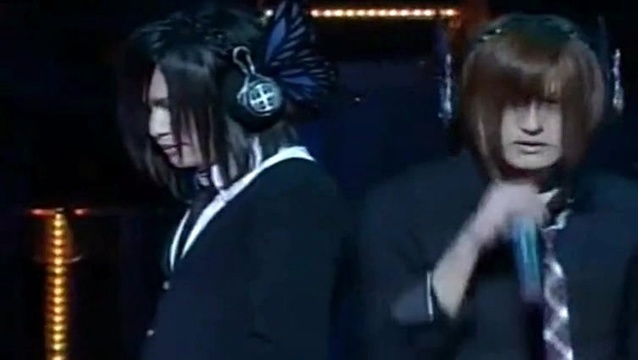 ピコ - Magnet 中日字幕 现场版 (Live)