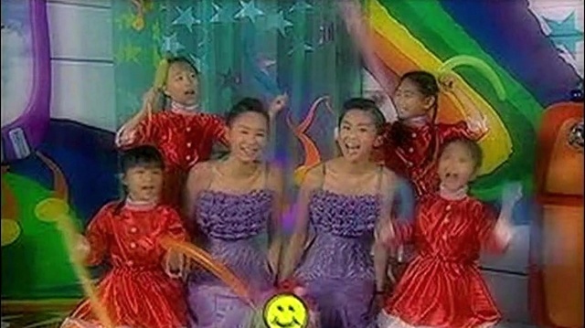 Twins - Jingle Bells