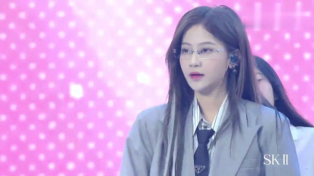 袁一琦 - 某种关系 + Super Winner (最后赢家) (2025流光盛典)