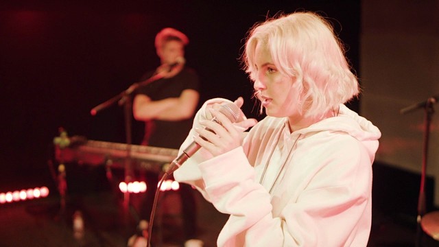 Clara - Good To You (Live)