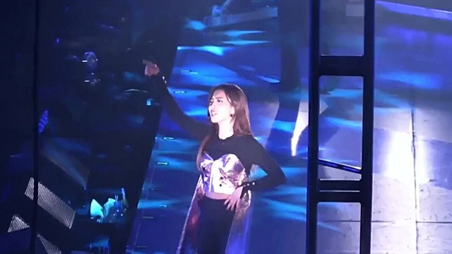 F - F (x The 1st Concert DIMENSION 4 In Tokyo Part4 饭拍版 16/02/20)