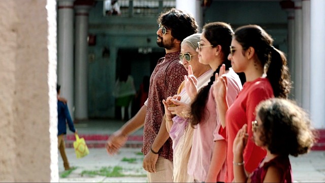 Anirudh Ravichander - Ra Ra(Roar of the Revengers)