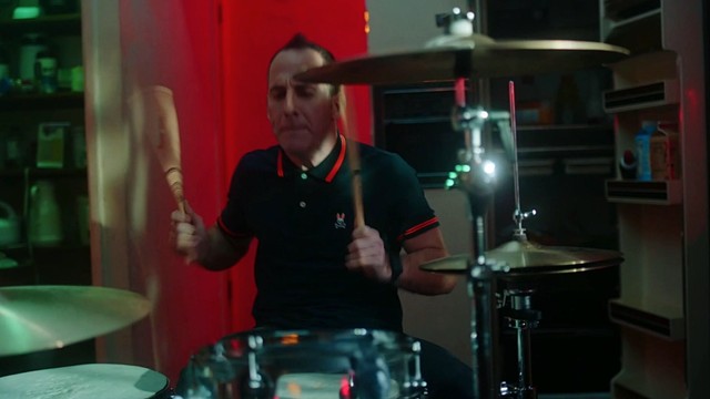 Simple Plan - Ruin My Life(feat. Deryck Whibley)