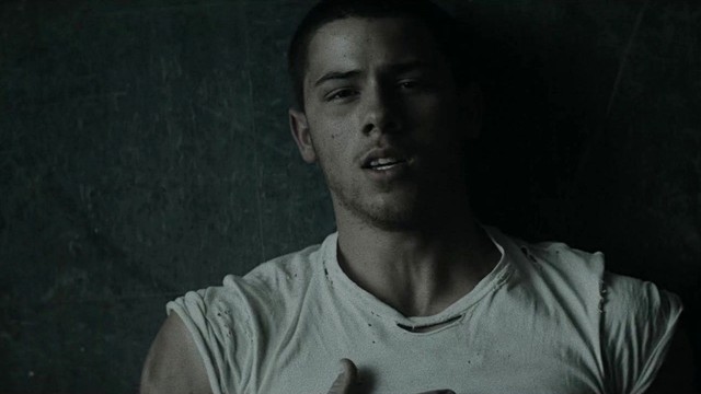 Nick Jonas - Chains