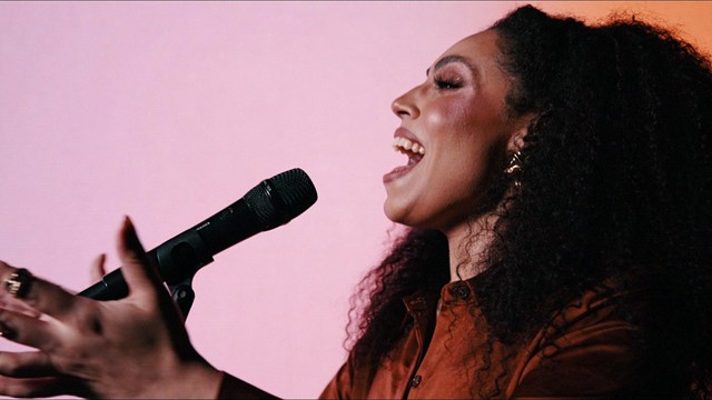 Paloma Possi - Perfume (Clipe Oficial)