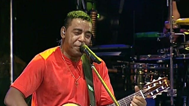 Raça Negra - Assim (Ao Vivo)