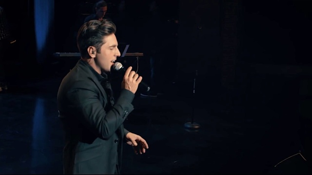 Bustamante - La Mentira (En Directo En El Teatro De La Ciudad Esperanza Iris / 2016)