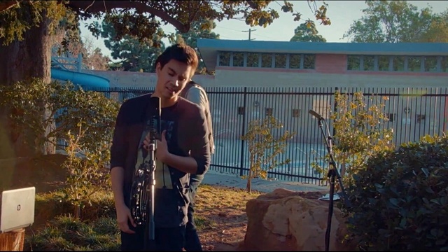 Sam Tsui - Love Yourself (翻唱版)